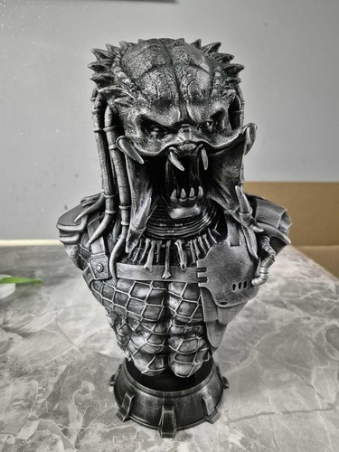 Printed predator bust - predator,