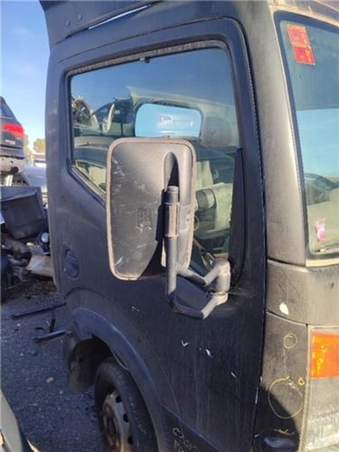 Front door nissan - front, cabstar