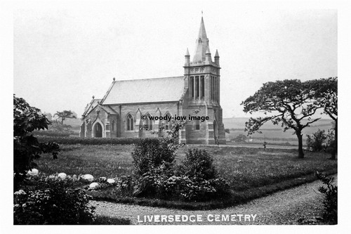 Pt6052 liversedge cemetery - cemetery,