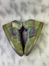 Size 9.5 - Nike Dunk Premium