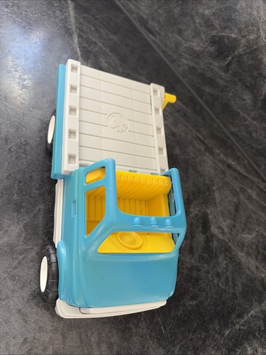 Pick truck toys - up,