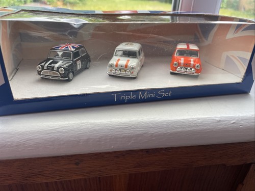 Oxford diecast mini triple - mini,