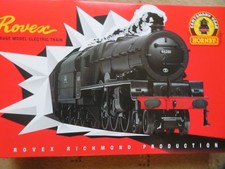 hornby r1251m celebrating 100