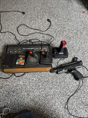 Atari 2600 console - bundle, 2