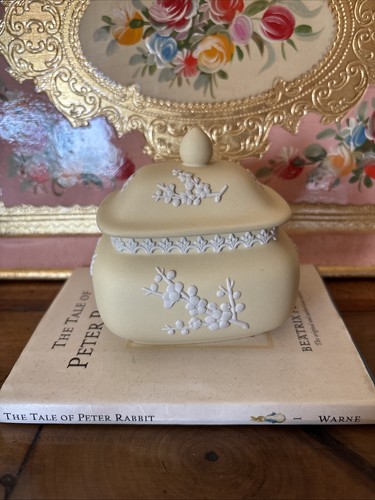 Wedgwood primrose yellow - wedgwood,