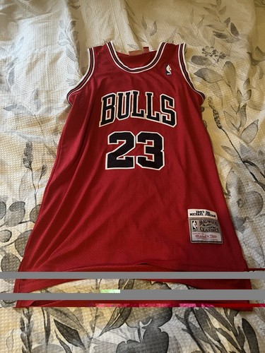Mitchell ness chicago - mitchell, bulls