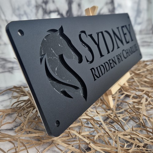 Luxury stable door - stable, plate