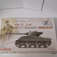 Dragon 1:35 M4A3E8 Sherman
