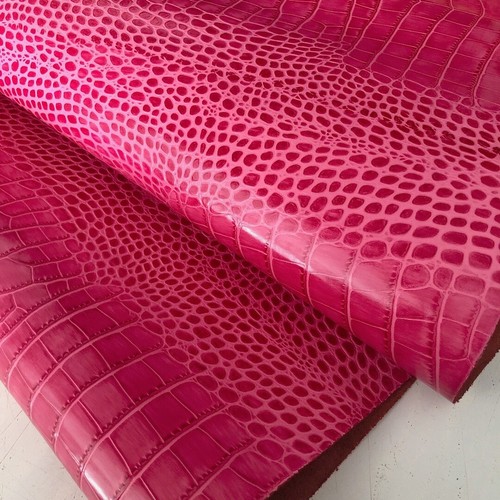 Pink embossed crocodile - pink, skin