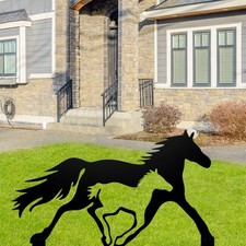 Garden Pile Garden Horse Decor