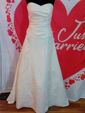 Wedding dress size 10 ivory