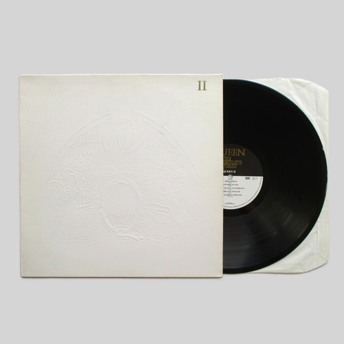 Queen embossed white - white, sleeve