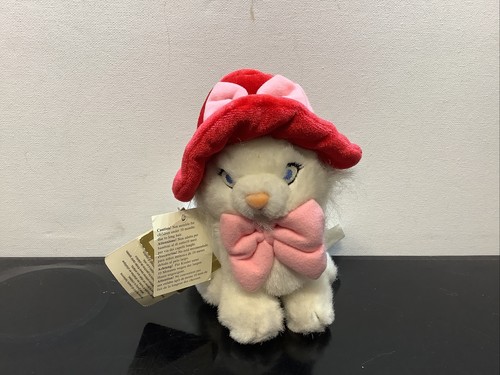 Disney store marie plush - disney,