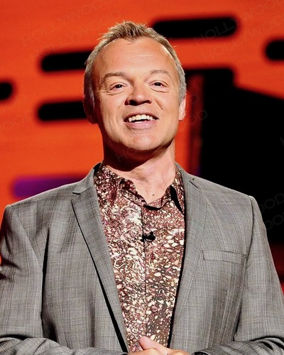 Graham norton 8x10 photo - norton,