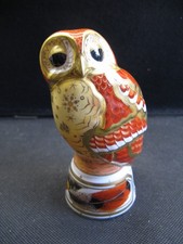 ROYAL WORCESTER CANDLE SNUFFER