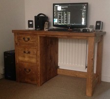 Solid Pine Single Pedestal