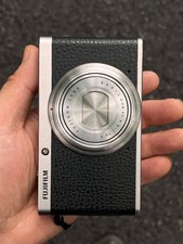 Fujifilm XF1 – Full P/S/A/M Manual Modes, Pro-Grade Shooting Control