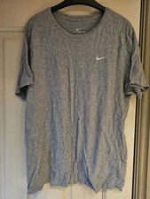 2 Nike Mens T-shirts. Size Large. One Grey And One Red