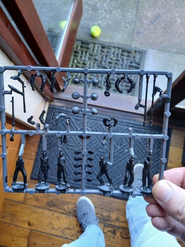 Perrys plastic acw gun - acw, crew