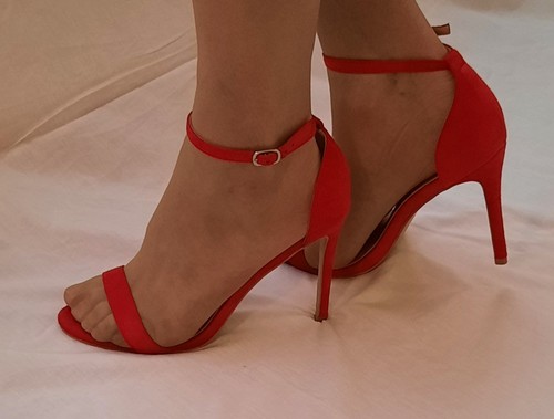 Pretty little thing red - little,