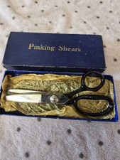 Vintage Sewing Pinking Shears in original box metal scissors
