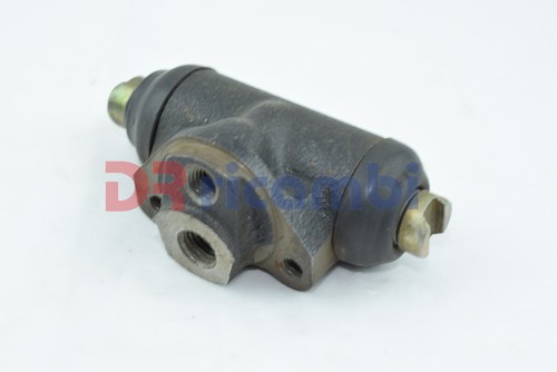 Rear wheel brake - rear,