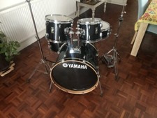 YAMAHA DRUM KITS