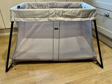 Babybjorn Travel Cot with