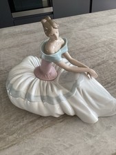 LLADRO Nao Figurine 1266