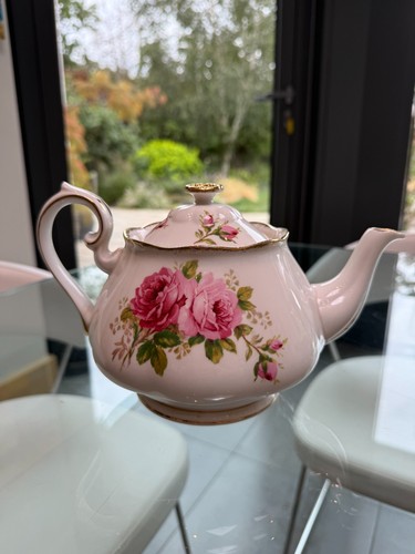 Rare vintage royal albert - rare,