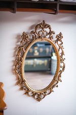Vintage - Ornate Oval Wall