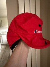 Berghaus MENS Aquafoil hat RED