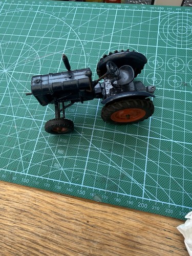 Britains scale e27n - britains,