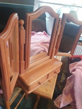 QUALITY PINE DRESSING TABLE