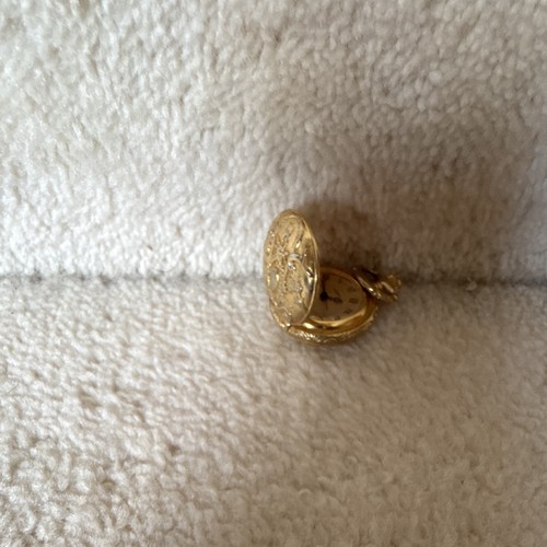 Yellow gold tone miniature - gold,