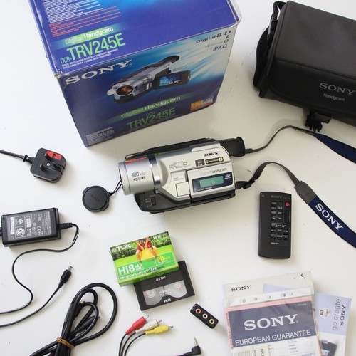 Sony dcr trv320e handycam - handycam, hi8
