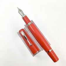 Montegrappa red Fountain Pen, Medium nib