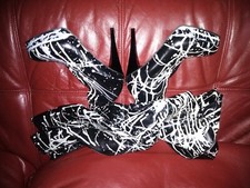 100% Latex/Rubber with Splatter Pattern Crotch High Platform Boots Size 37