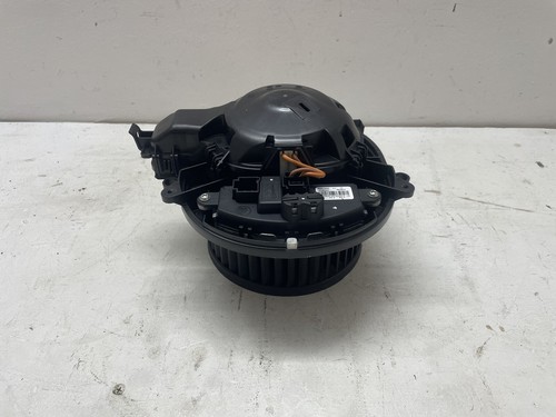 Bmw series 235i f22 coupe - m,
