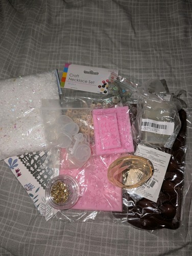 Resin jewellery making - resin,