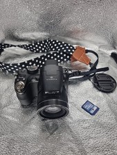 Fujifilm FinePix S Series S3400 14.0MP Digital Camera + 2gb memory card