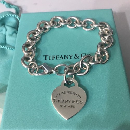Return tiffany co - return,