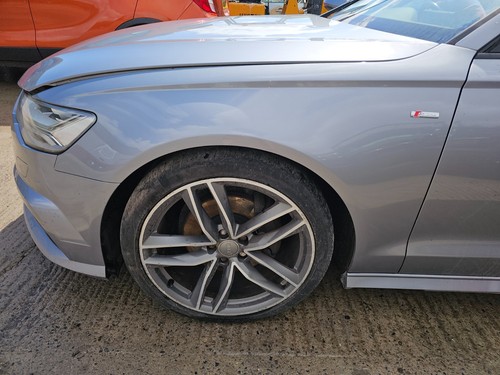 Audi front wing left - c7,