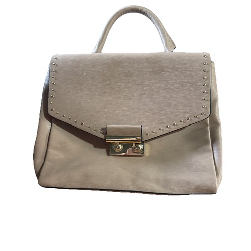 Dusky pink shoulder - dusky,