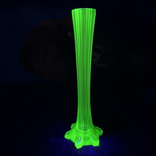 Art deco uranium - art,