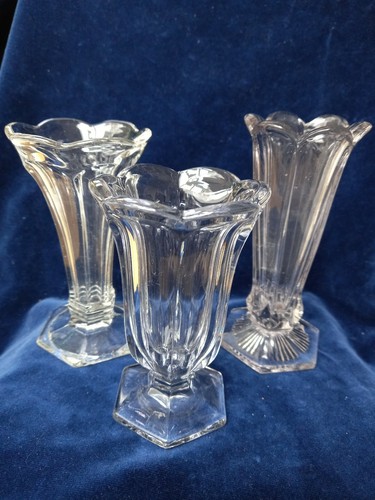 Chippendale glass vases - x,