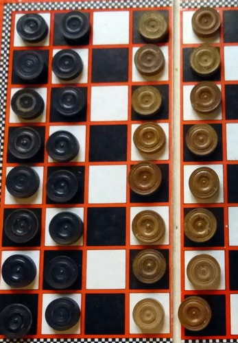 Vintage wooden draughts set - wooden,