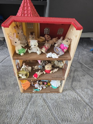Sylvanian house with - house,