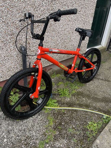 Rated shockwave bmx - x-rated,
