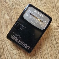Sony SRF-39 | FM AM Walkman |